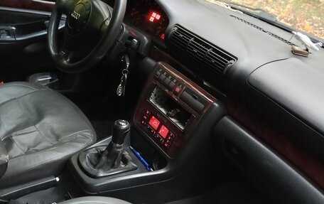 Audi A4, 1997 год, 410 000 рублей, 10 фотография