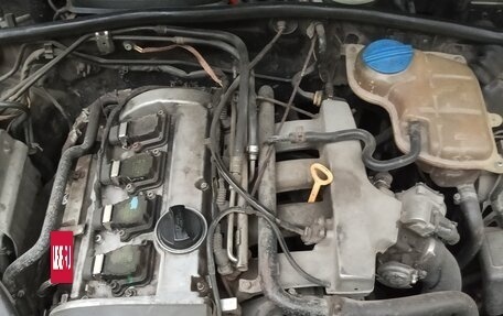 Audi A4, 1997 год, 410 000 рублей, 13 фотография