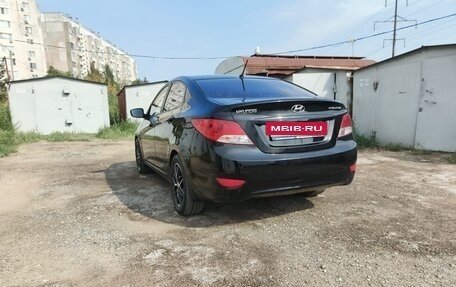 Hyundai Solaris II рестайлинг, 2012 год, 880 000 рублей, 4 фотография