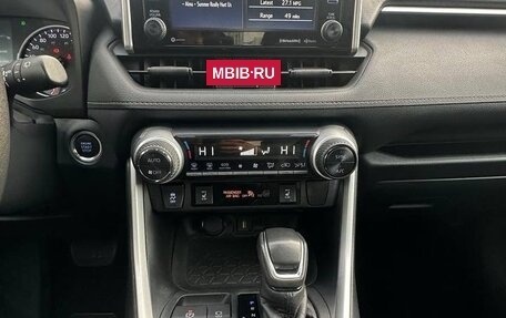 Toyota RAV4, 2020 год, 3 500 000 рублей, 14 фотография