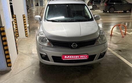 Nissan Tiida, 2010 год, 580 000 рублей, 2 фотография
