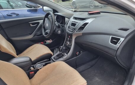 Hyundai Elantra V, 2015 год, 1 650 000 рублей, 10 фотография