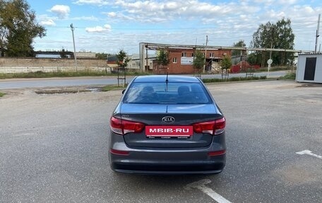 KIA Rio III рестайлинг, 2015 год, 850 000 рублей, 3 фотография