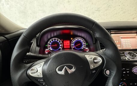 Infiniti FX II, 2008 год, 1 590 000 рублей, 13 фотография