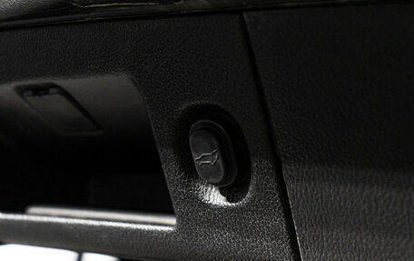 Chevrolet Tahoe IV, 2016 год, 3 599 000 рублей, 26 фотография