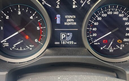 Toyota Land Cruiser 200, 2012 год, 5 000 000 рублей, 11 фотография