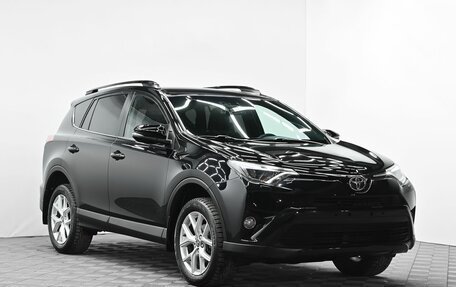 Toyota RAV4, 2019 год, 2 195 000 рублей, 2 фотография