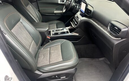 Ford Explorer VI, 2021 год, 4 250 000 рублей, 8 фотография