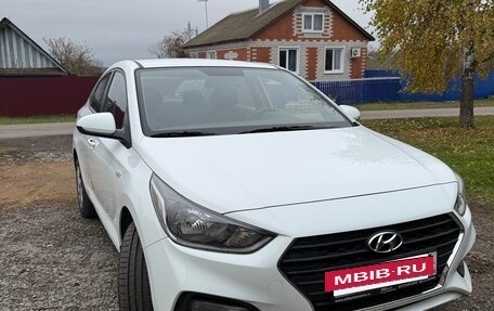 Hyundai Solaris II рестайлинг, 2019 год, 1 349 000 рублей, 4 фотография