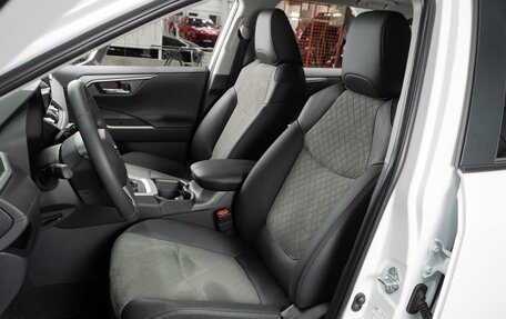 Toyota RAV4, 2025 год, 4 499 000 рублей, 10 фотография