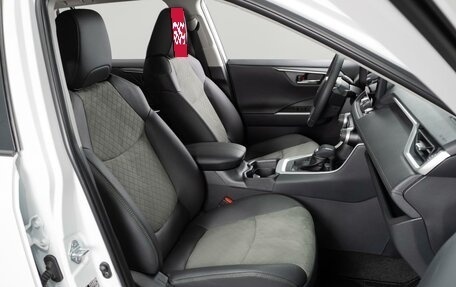 Toyota RAV4, 2025 год, 4 499 000 рублей, 8 фотография