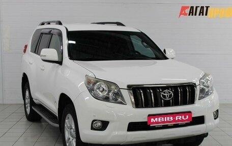 Toyota Land Cruiser Prado 150 рестайлинг 2, 2010 год, 3 430 000 рублей, 3 фотография