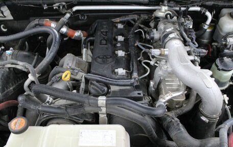 Toyota Land Cruiser Prado 150 рестайлинг 2, 2010 год, 3 430 000 рублей, 15 фотография