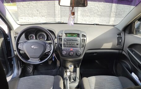 KIA cee'd I рестайлинг, 2008 год, 360 000 рублей, 14 фотография