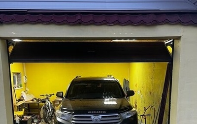 Toyota Highlander III, 2011 год, 1 549 000 рублей, 1 фотография