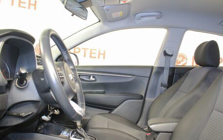 KIA Rio IV, 2021 год, 1 685 000 рублей, 9 фотография