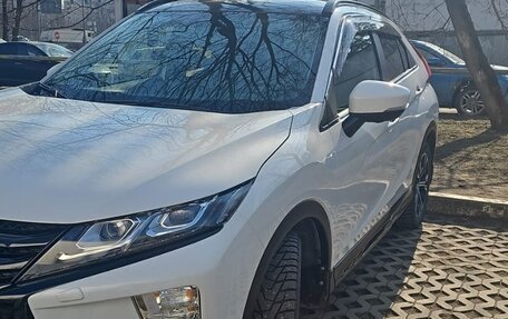 Mitsubishi Eclipse Cross, 2019 год, 2 000 000 рублей, 2 фотография