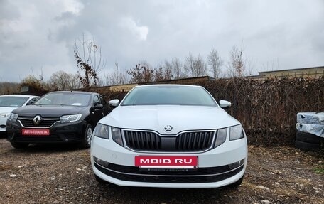 Skoda Octavia, 2017 год, 1 569 000 рублей, 2 фотография