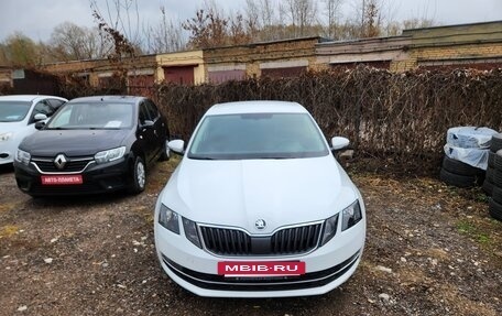 Skoda Octavia, 2017 год, 1 569 000 рублей, 3 фотография