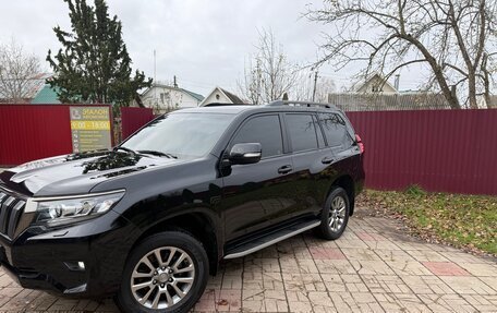 Toyota Land Cruiser Prado 150 рестайлинг 2, 2019 год, 5 500 000 рублей, 5 фотография