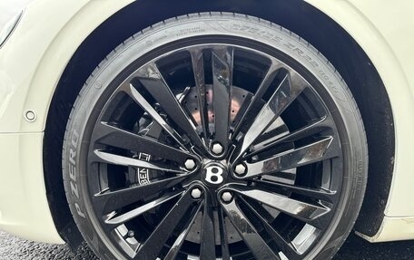 Bentley Continental GT III, 2021 год, 27 000 000 рублей, 25 фотография