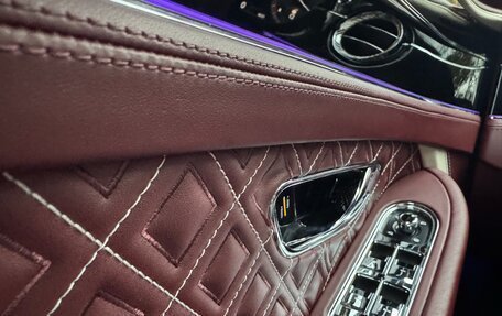 Bentley Continental GT III, 2021 год, 27 000 000 рублей, 28 фотография