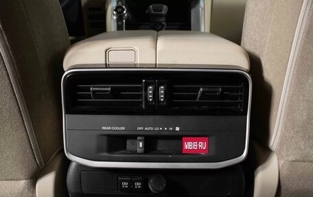 Toyota Land Cruiser, 2022 год, 9 700 000 рублей, 14 фотография