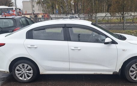 KIA Rio IV, 2019 год, 950 000 рублей, 3 фотография