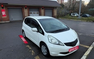 Honda Fit III, 2010 год, 650 000 рублей, 1 фотография
