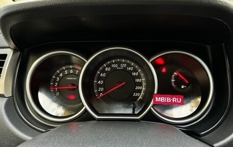 Nissan Tiida, 2011 год, 850 000 рублей, 9 фотография