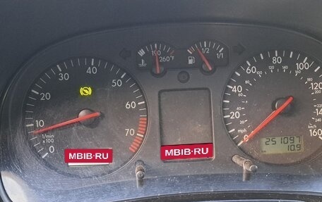 Volkswagen Golf IV, 2002 год, 340 000 рублей, 10 фотография