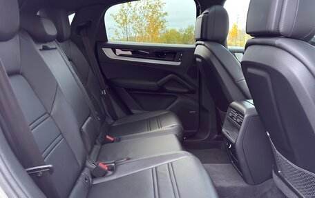 Porsche Cayenne III, 2023 год, 14 200 000 рублей, 34 фотография