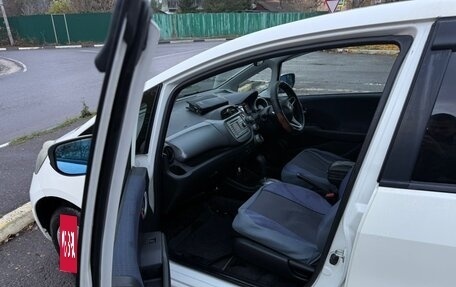 Honda Fit III, 2010 год, 650 000 рублей, 5 фотография