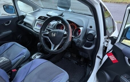 Honda Fit III, 2010 год, 650 000 рублей, 7 фотография