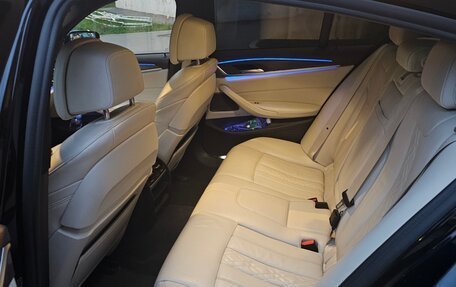 BMW 5 серия, 2018 год, 3 600 000 рублей, 8 фотография