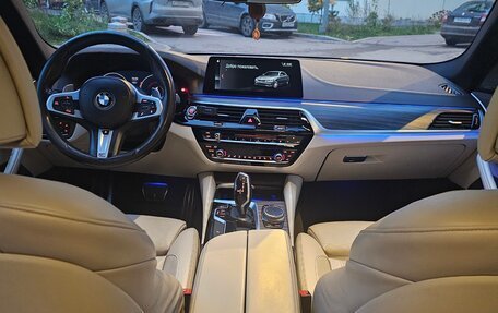 BMW 5 серия, 2018 год, 3 600 000 рублей, 10 фотография