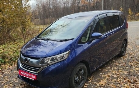 Honda Freed II, 2018 год, 1 380 000 рублей, 15 фотография