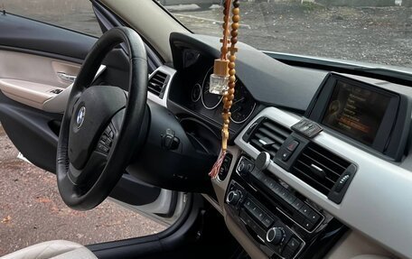 BMW 3 серия, 2016 год, 2 200 000 рублей, 18 фотография