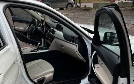 BMW 3 серия, 2016 год, 2 200 000 рублей, 19 фотография