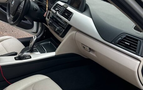 BMW 3 серия, 2016 год, 2 200 000 рублей, 17 фотография