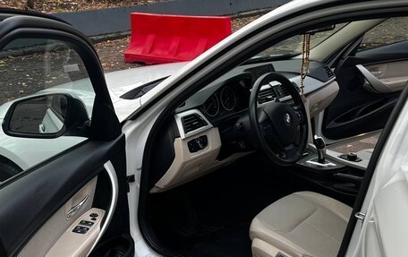 BMW 3 серия, 2016 год, 2 200 000 рублей, 11 фотография