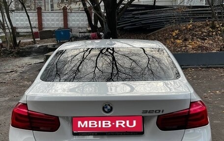 BMW 3 серия, 2016 год, 2 200 000 рублей, 24 фотография