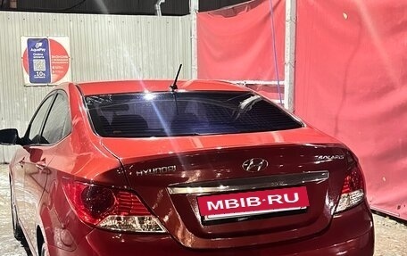 Hyundai Solaris II рестайлинг, 2012 год, 750 000 рублей, 2 фотография