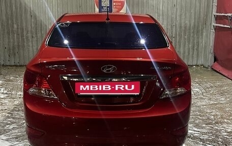 Hyundai Solaris II рестайлинг, 2012 год, 750 000 рублей, 4 фотография