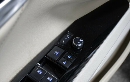 Toyota Camry, 2018 год, 2 498 000 рублей, 24 фотография