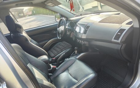 Mitsubishi Outlander III рестайлинг 3, 2008 год, 1 250 000 рублей, 18 фотография