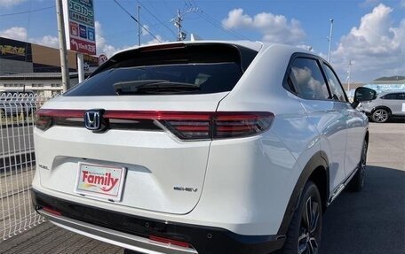 Honda Vezel, 2022 год, 1 750 999 рублей, 4 фотография