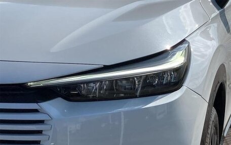 Honda Vezel, 2022 год, 1 750 999 рублей, 8 фотография