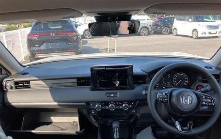 Honda Vezel, 2022 год, 1 750 999 рублей, 10 фотография