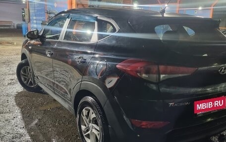 Hyundai Tucson III, 2016 год, 1 670 000 рублей, 6 фотография